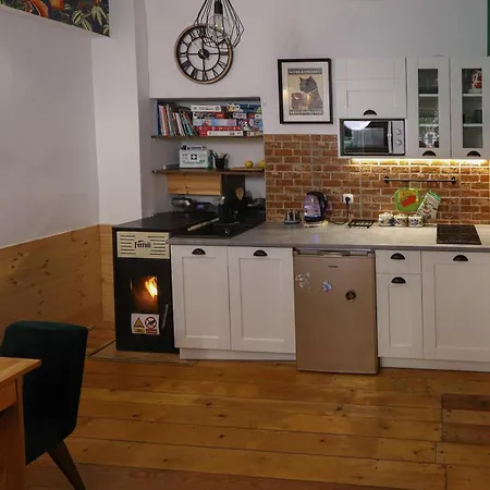 Apartment Pod Papugami