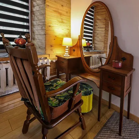 Pod Papugami Apartment *