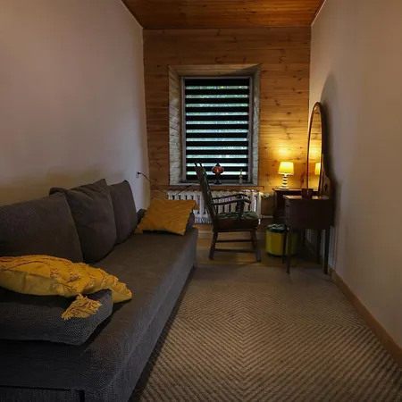 Apartment Pod Papugami *